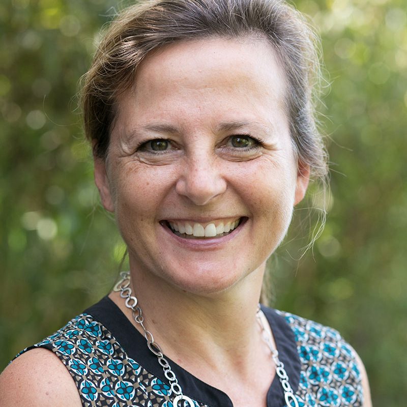 Dr Heather Woloshyn